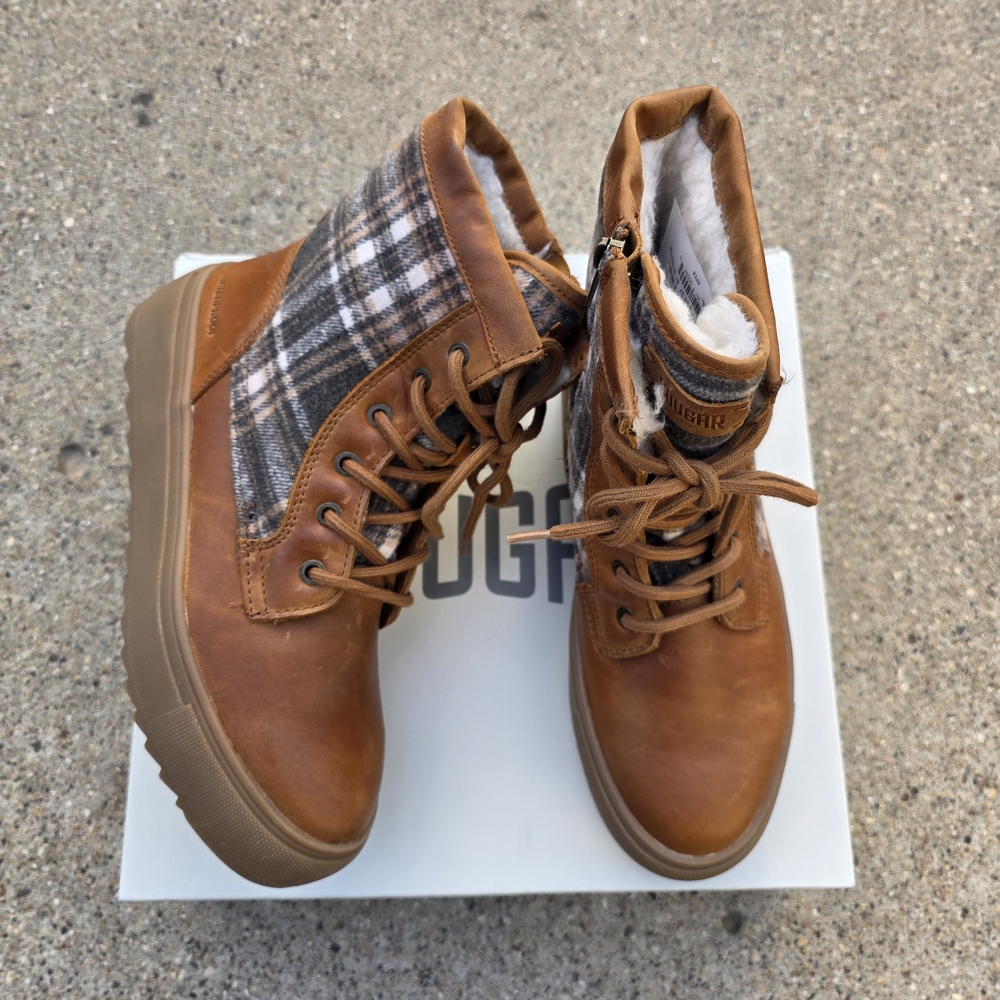 Cougar  Insulated Brown Plaid Ankle Boots Women Size 7
